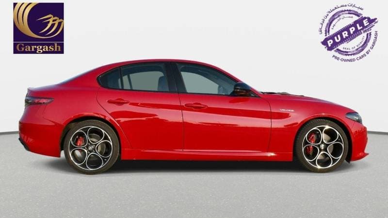 2024 Alfa Romeo Giulia VELOCE thumbnail 8