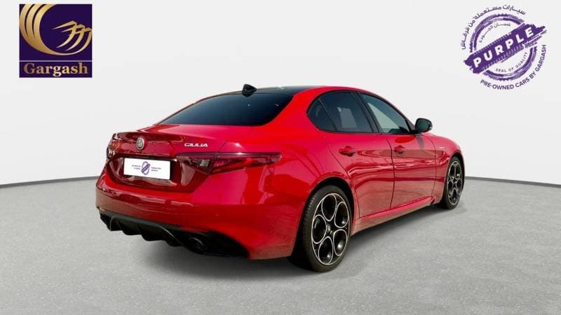 2022 Alfa Romeo Giulia VELOCE thumbnail 8