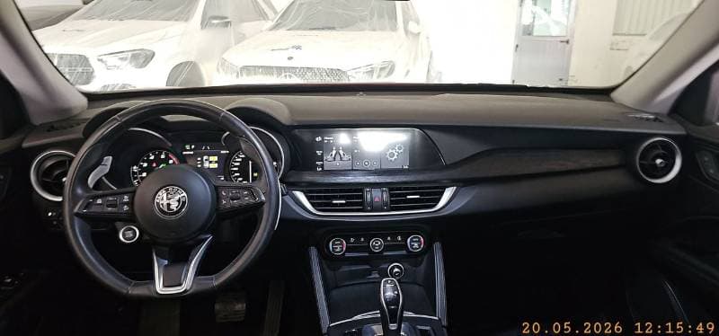 2020 Alfa Romeo Stelvio SUPER thumbnail 6