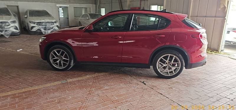 2020 Alfa Romeo Stelvio SUPER