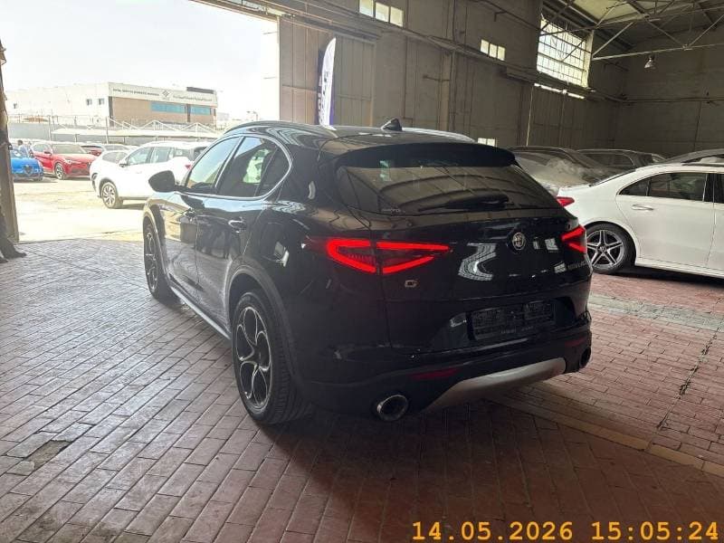 2020 Alfa Romeo Stelvio SUPER thumbnail 7