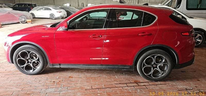 2020 Alfa Romeo Stelvio SUPER