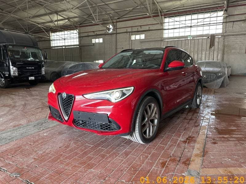 2020 Alfa Romeo Stelvio SUPER
