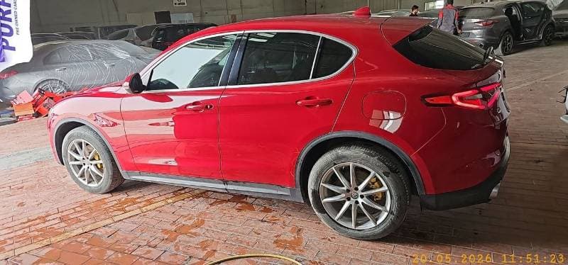 2019 Alfa Romeo Stelvio S thumbnail 7