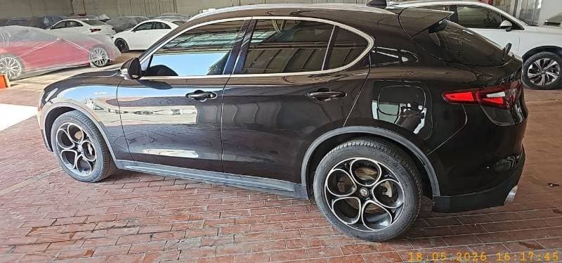 2020 Alfa Romeo Stelvio SUPER thumbnail 7