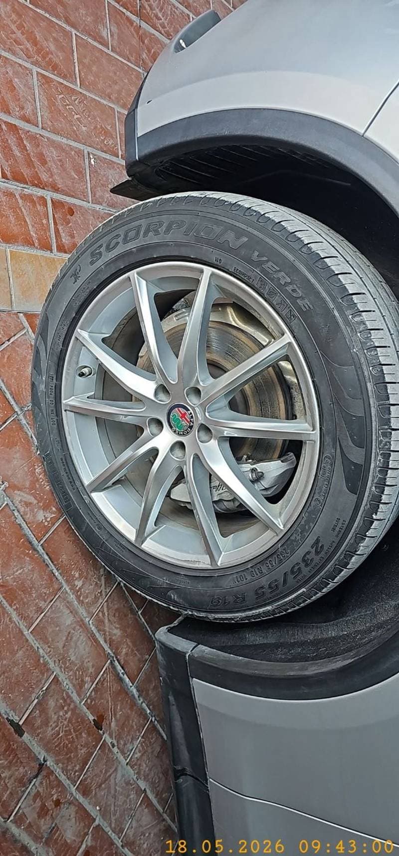 2020 Alfa Romeo Stelvio S thumbnail 2