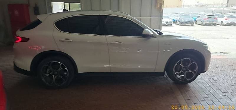 2020 Alfa Romeo Stelvio SUPER