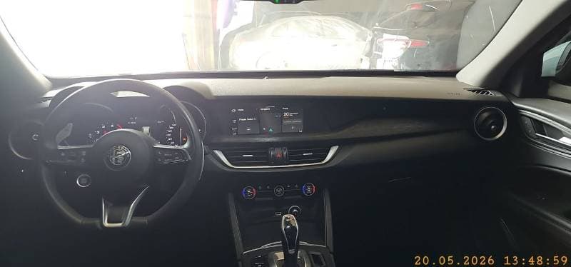 2020 Alfa Romeo Stelvio SUPER thumbnail 7