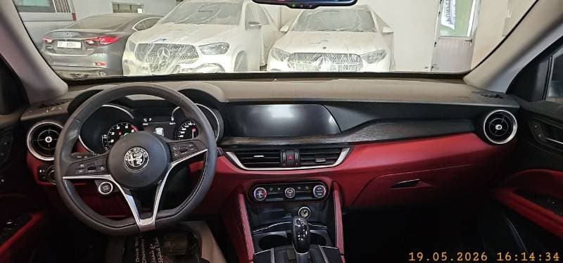 2019 Alfa Romeo Stelvio SUPER thumbnail 7