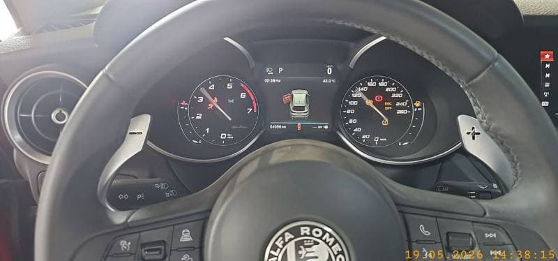 2020 Alfa Romeo Stelvio SUPER thumbnail 4