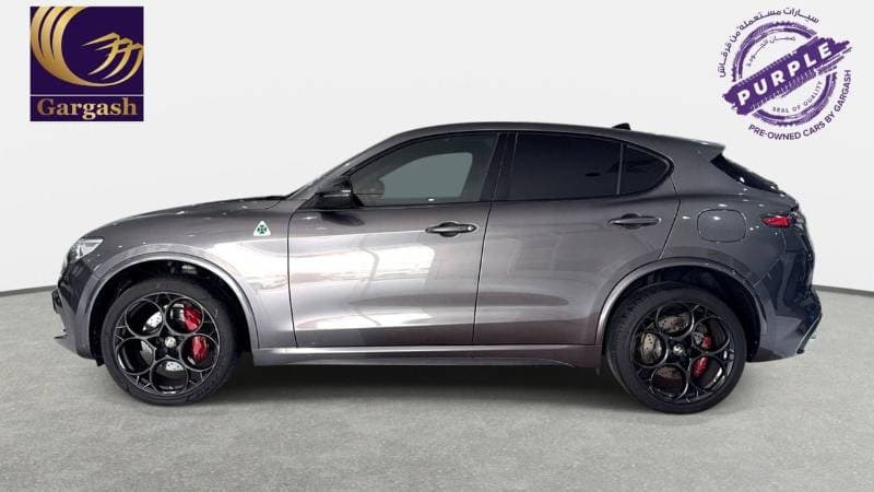 2023 Alfa Romeo Stelvio QUADRIFOGLIO thumbnail 4
