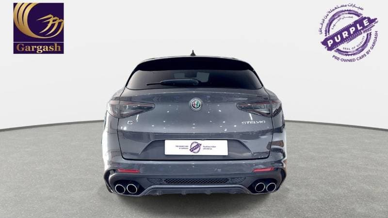 2023 Alfa Romeo Stelvio QUADRIFOGLIO thumbnail 8