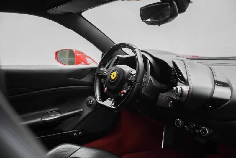 2019 Ferrari 488 GTB STANDARD thumbnail 6