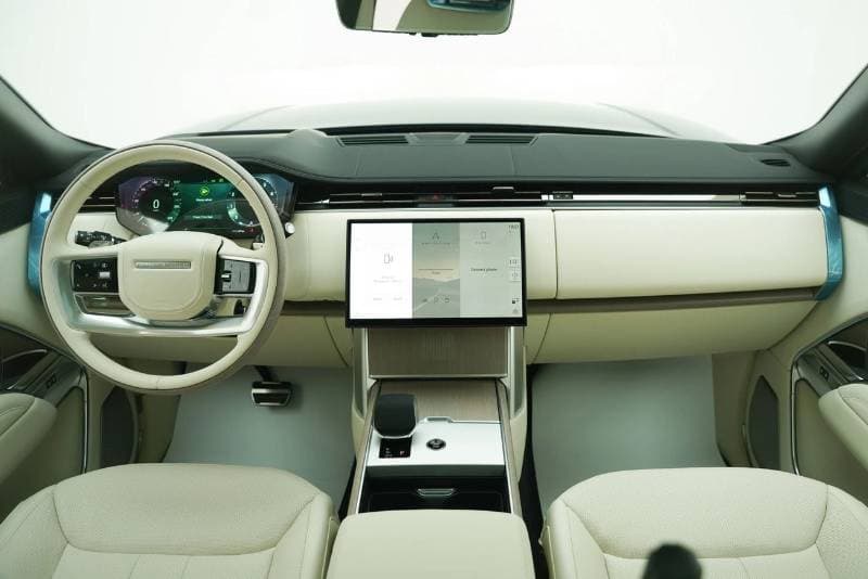 2026 Land Rover Range Rover AUTOBIOGRAPHY P530 thumbnail 6