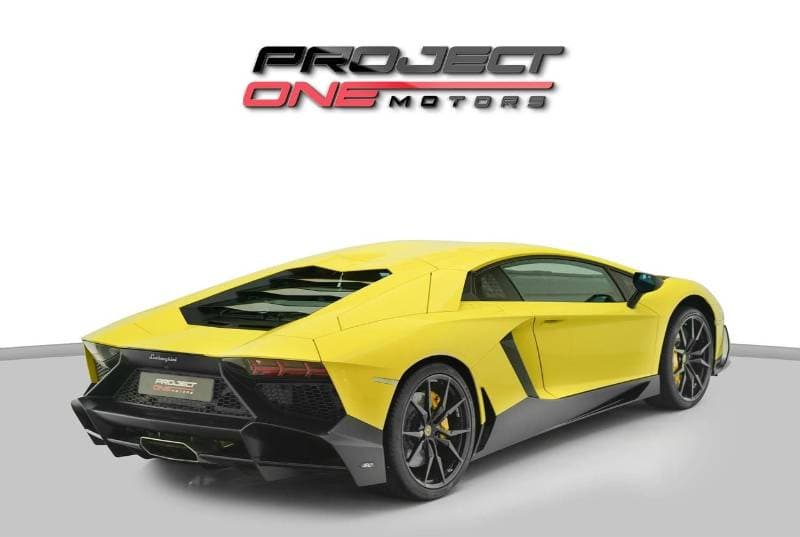 2014 Lamborghini Aventador thumbnail 4
