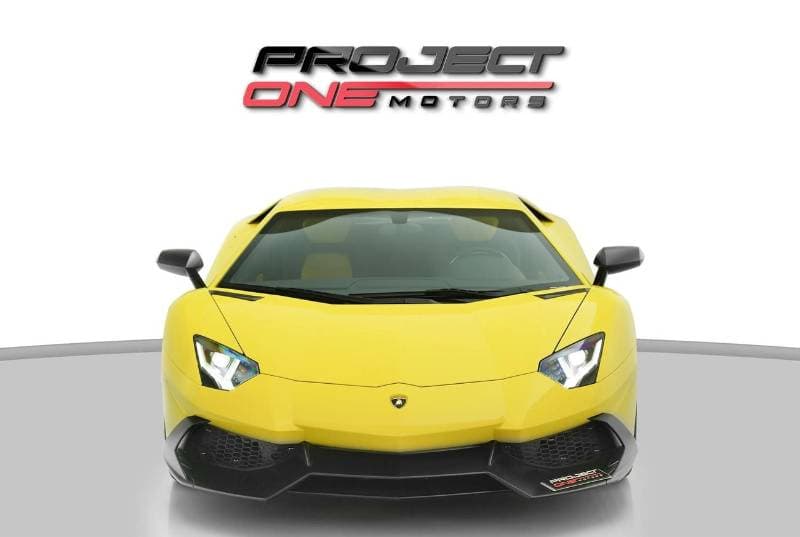 2014 Lamborghini Aventador thumbnail 2