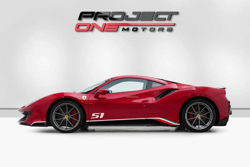 2019 Ferrari 488 Pista thumbnail 3