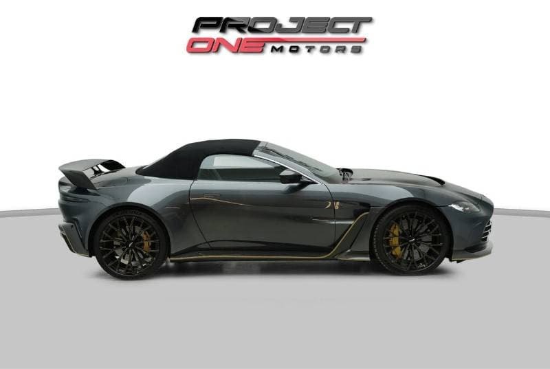 2023 Aston Martin V12 Vantage thumbnail 3