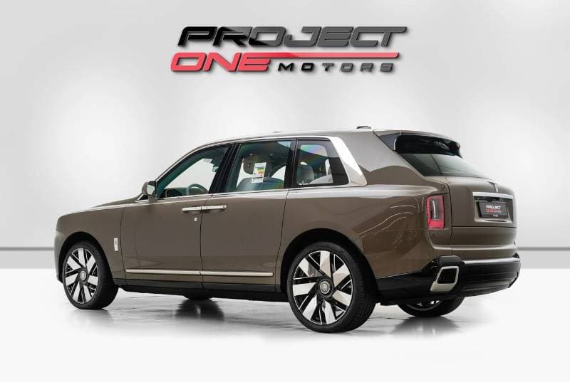 2026 Rolls Royce Cullinan STANDARD thumbnail 4