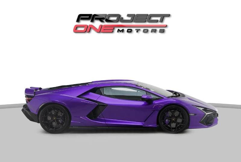 2025 Lamborghini Revuelto STANDARD thumbnail 3