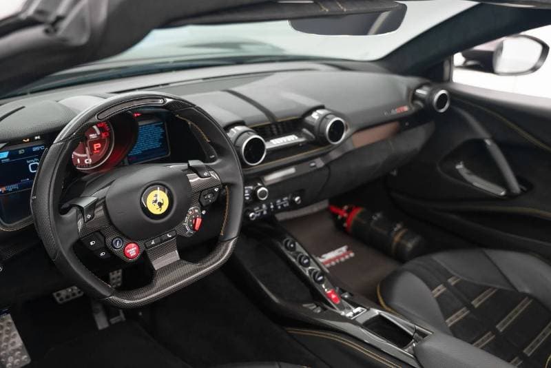 2023 Ferrari 812 GTS thumbnail 6