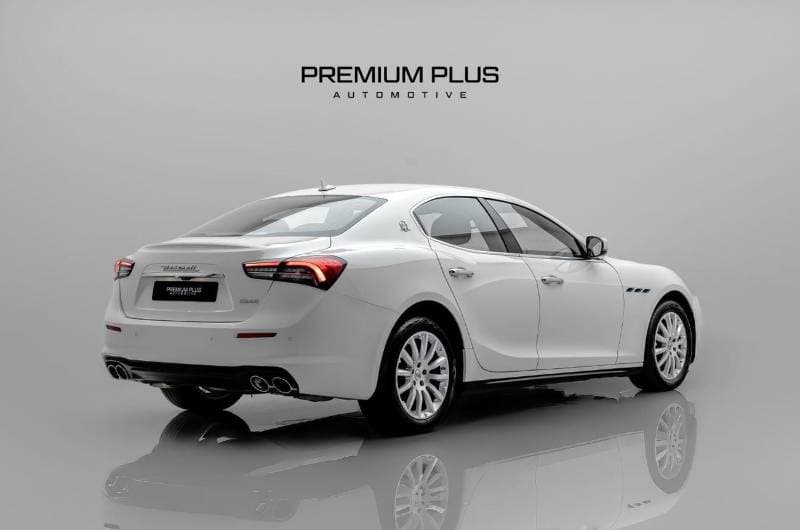2021 Maserati Ghibli STANDARD thumbnail 6