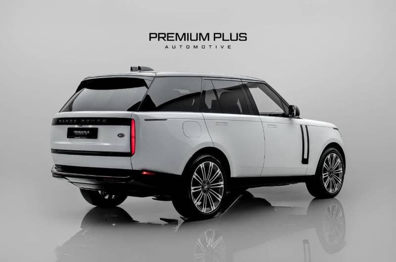 2023 Land Rover Range Rover SE thumbnail 6