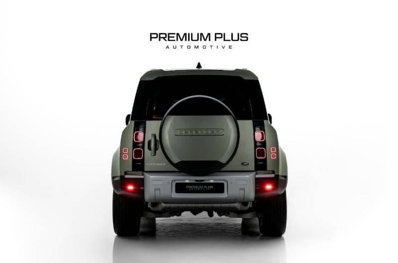 2021 Land Rover Defender 110 SE P300 thumbnail 7