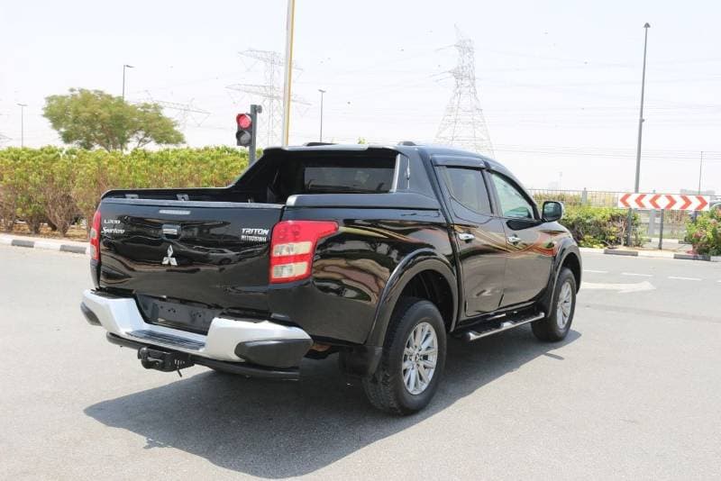 2017 Mitsubishi L200 GLX TOP thumbnail 5