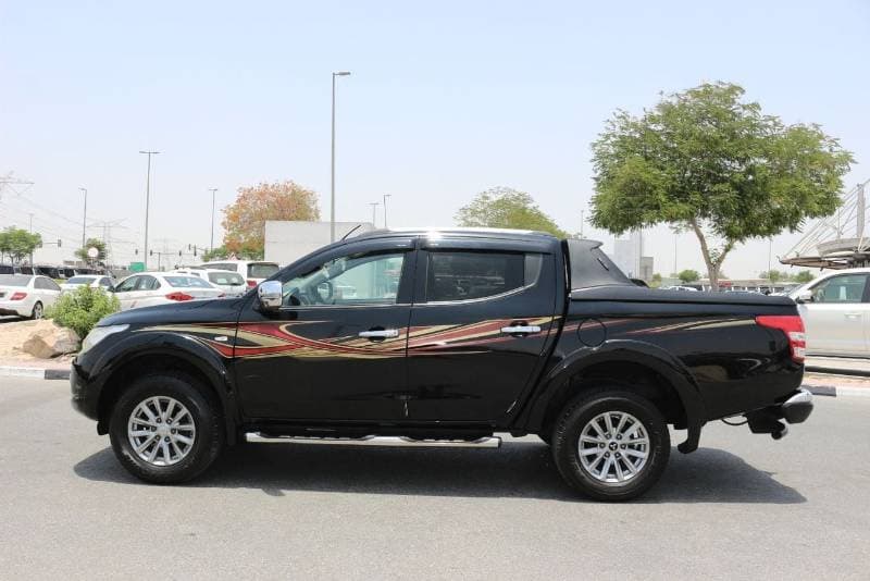 2017 Mitsubishi L200 GLX TOP thumbnail 7