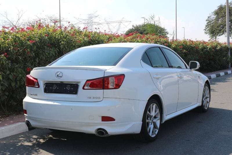 2012 Lexus IS300 PLATINUM thumbnail 4