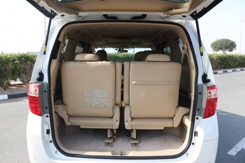 2012 Toyota Alphard thumbnail 8