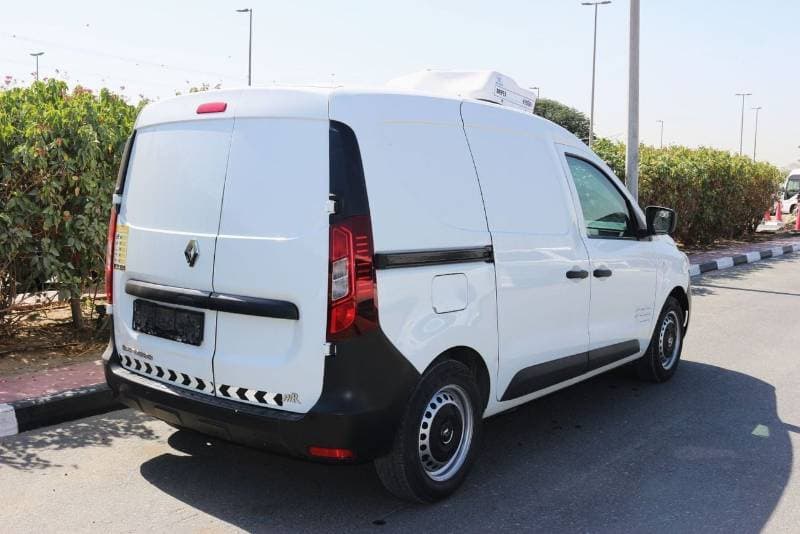 2023 Renault Express DCI thumbnail 8