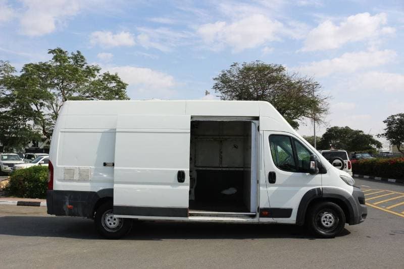 2018 Peugeot Boxer L4H3 thumbnail 3
