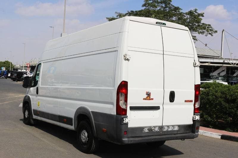2018 Peugeot Boxer L4H3 thumbnail 8