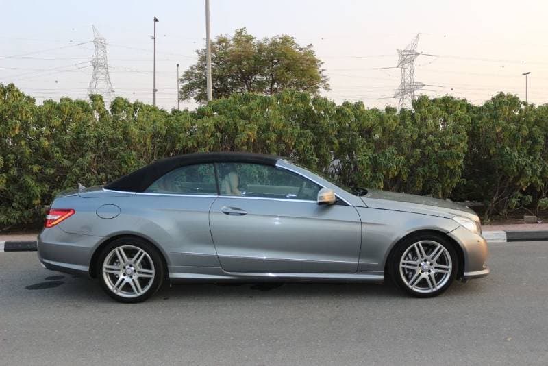 2010 Mercedes Benz E500 thumbnail 6