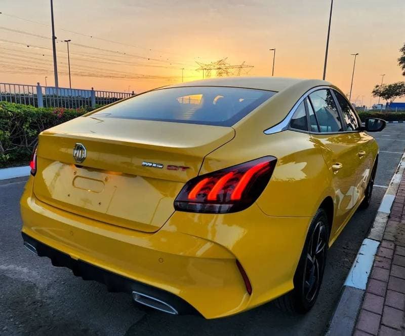 2023 MG GT LUXURY thumbnail 5