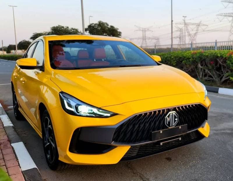 2023 MG GT LUXURY thumbnail 3