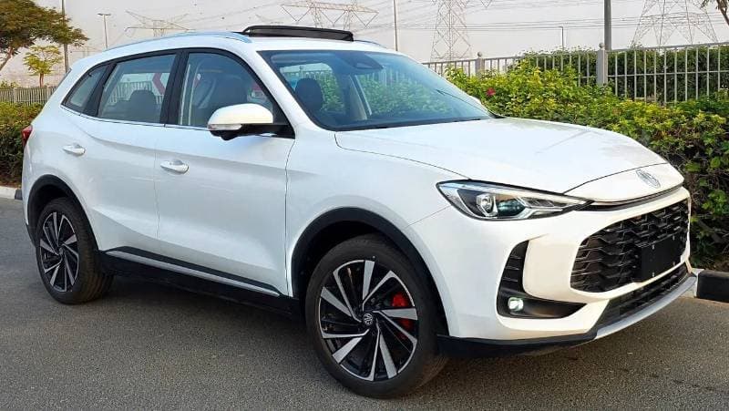 2025 MG ZS LUX