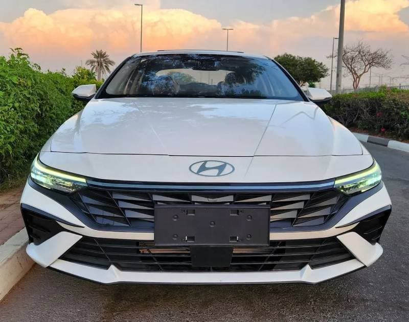 2025 Hyundai Elantra SMART thumbnail 2