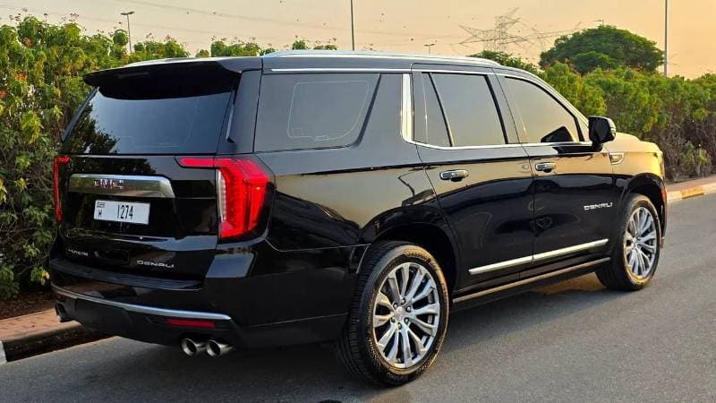 2022 GMC Yukon DENALI thumbnail 4