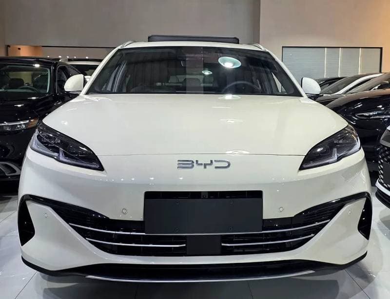 2025 BYD SEAL 06 PREMIUM thumbnail 2