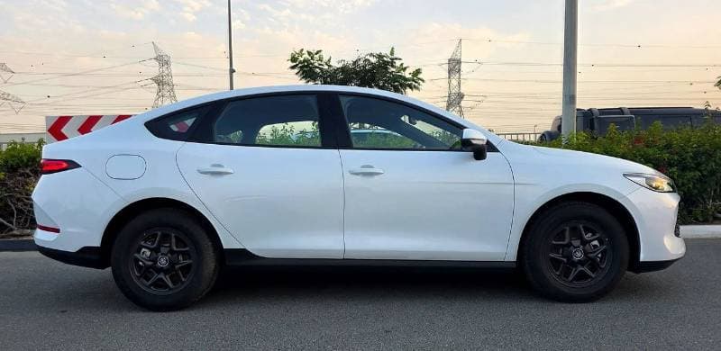 2025 BYD QIN PLUS STANDARD thumbnail 3