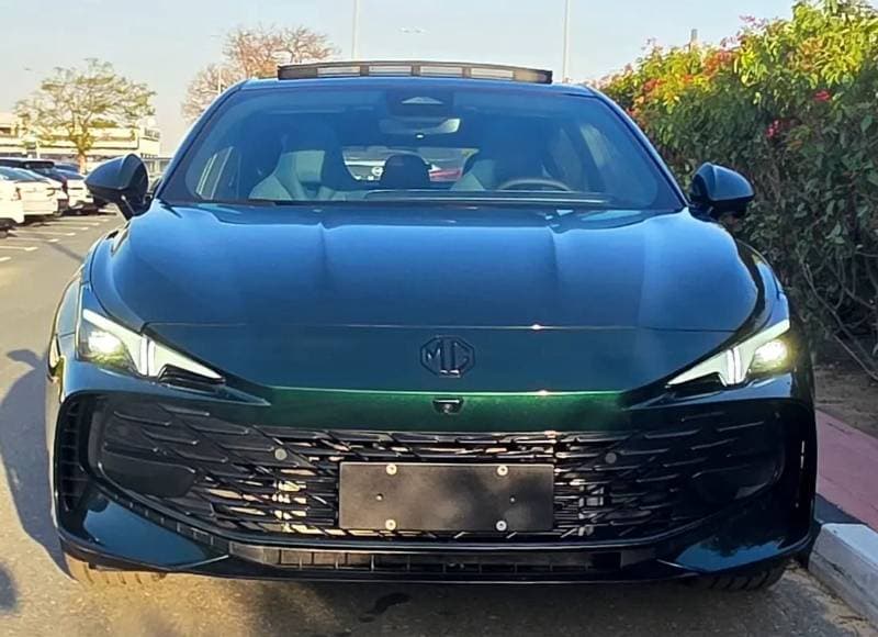 2025 MG 7 LUX thumbnail 2