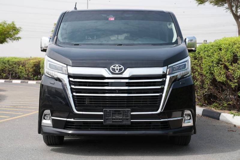 2021 Toyota Granvia PREMIUM thumbnail 2
