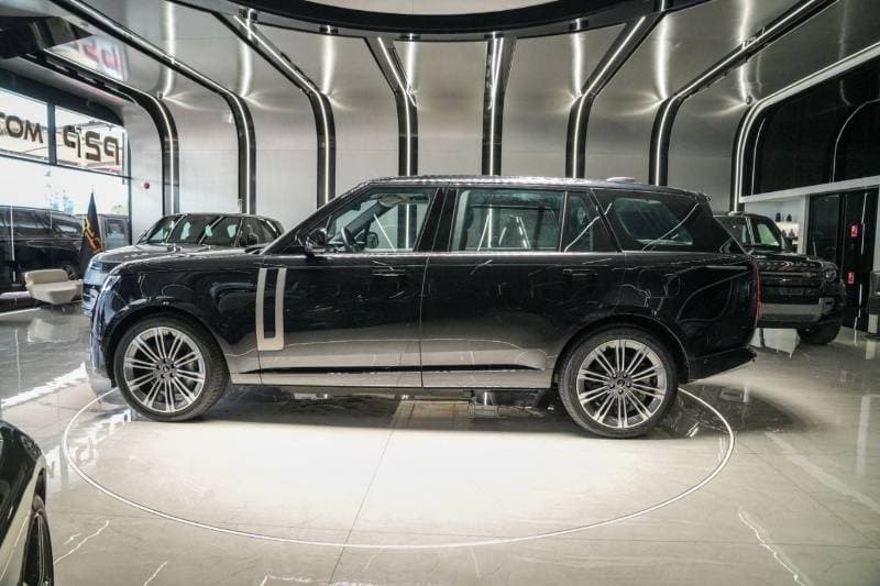 2024 Land Rover Range Rover HSE P400 thumbnail 3