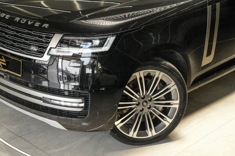 2024 Land Rover Range Rover HSE P400 thumbnail 2