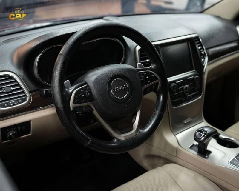 2014 Jeep Grand Cherokee L thumbnail 8