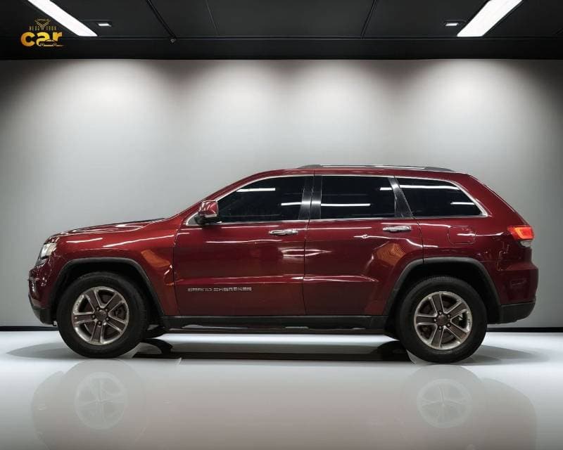 2014 Jeep Grand Cherokee L thumbnail 4