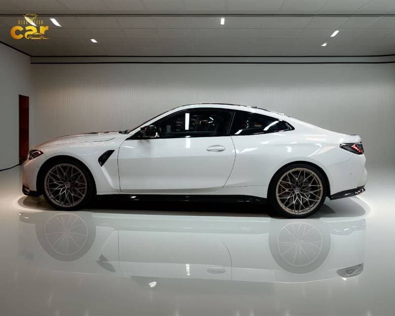 2023 BMW M4 M COMPETITION thumbnail 4